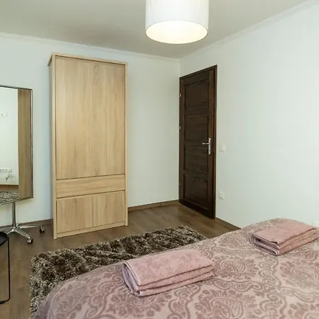 Zsendulo Apartman فندق *